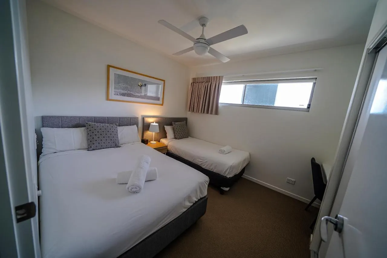 ****  Aquarius Kawana Aparthotel Kawana Waters Australia