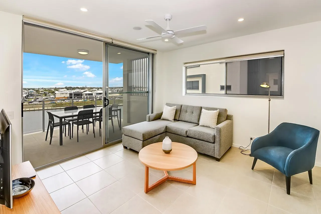 ****  Aquarius Kawana Aparthotel Kawana Waters Australia