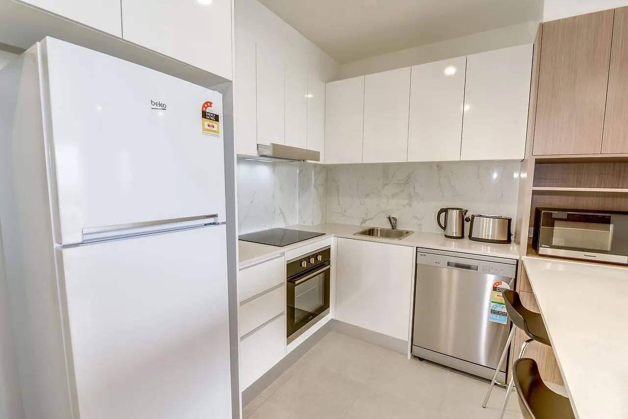 ****  Aquarius Kawana Aparthotel Kawana Waters Australia